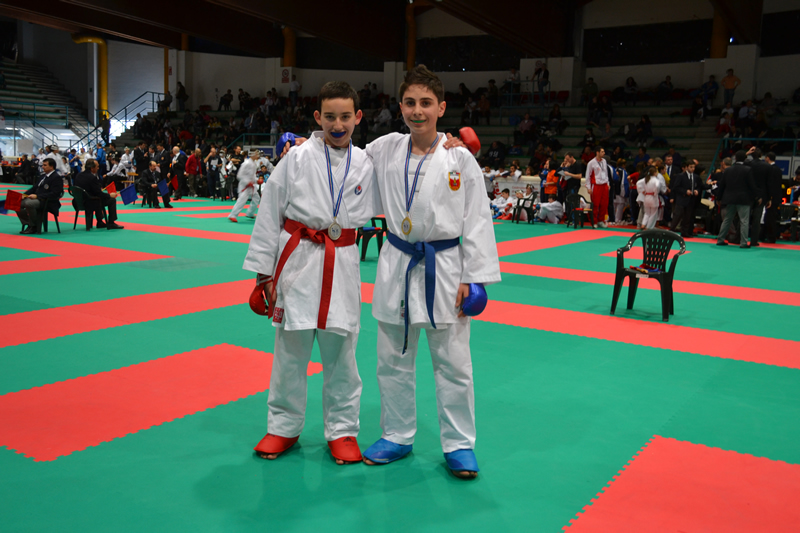 alta qualità il più grande sconto sezione speciale Secondo posto agli Internazionali di Karate per gli atleti di ... alta qualità il più grande sconto sezione speciale Secondo posto agli Internazionali di Karate per gli atleti di ...