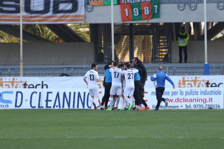 Risultati immagini per sambenedettese venezia 1-3