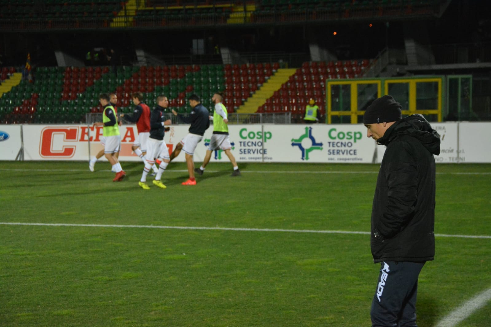 https://www.rivieraoggi.it/wp-content/uploads/2019/03/Roselli-a-Terni-nel-pre-partita.jpg