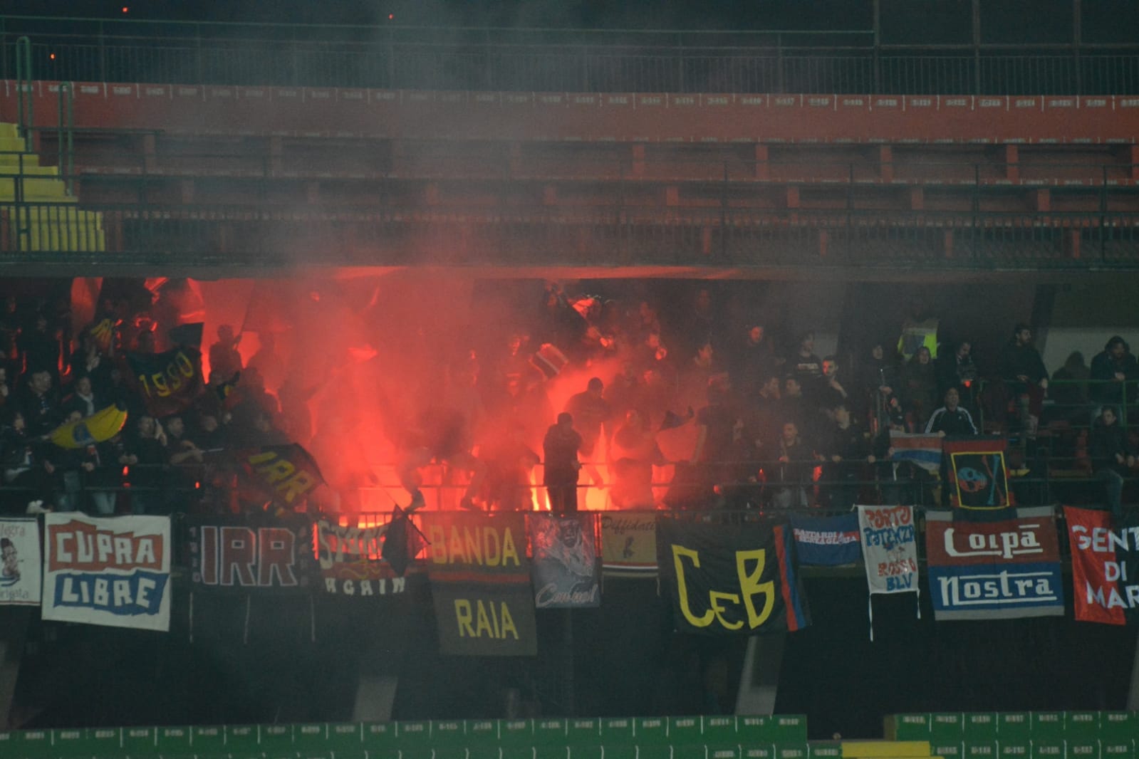 https://www.rivieraoggi.it/wp-content/uploads/2019/03/Tifosi-della-Samb.jpg