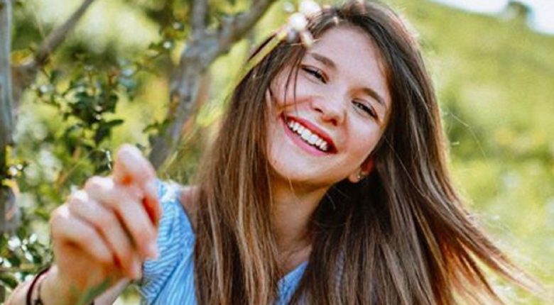 Centro Commerciale Portogrande Appuntamento Con La Youtuber Valeria Vedovatti Rinviato A Data Da Destinarsi Riviera Oggi